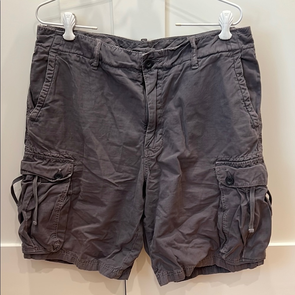 JCrew Gray Cargo Shorts Mens Size 34